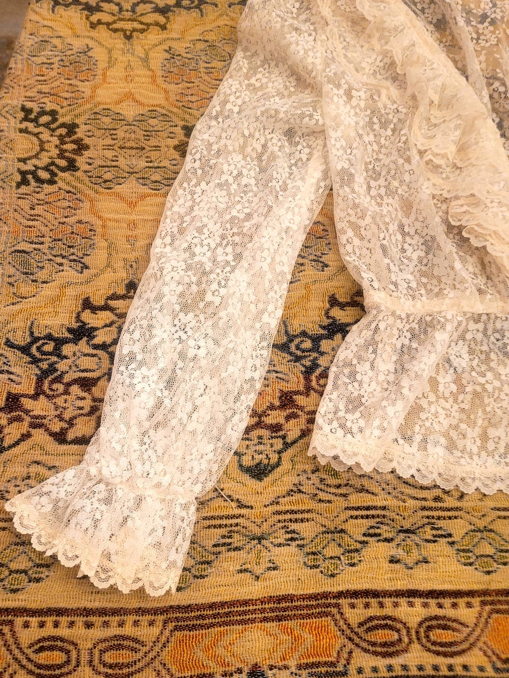 Sheer Lace Ruffle Jacket - Cream - Picture 2 of 6